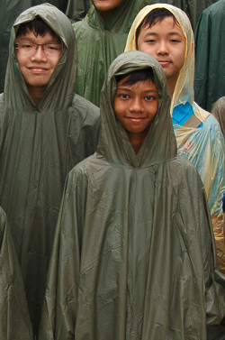 aqua hiking class in poncho capes with hood